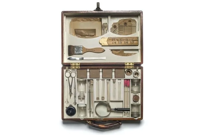 Kit forense utilizado alrededor de 1940 (Museo de Londres)