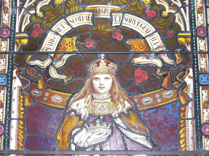 Figura 2. Vidriera de Margarita, reina de los escoceses, en el ayuntamiento de Leewick Town Hall. Fotografía de Colin Smith. Fuente.