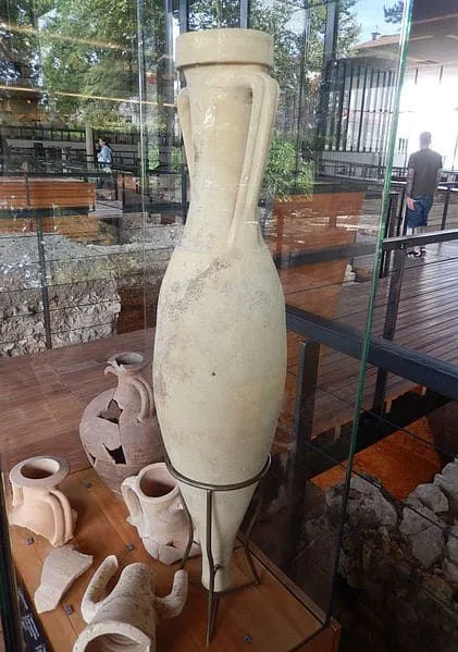 Figura 1. Ánfora para garum. Fuente