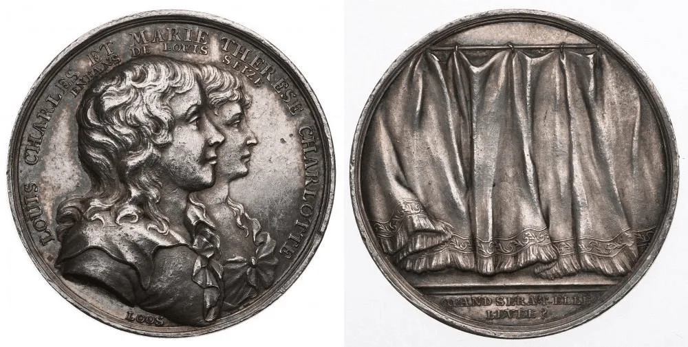 Figura 3. Medalla de Luis Carlos y María Teresa Carlota, hijos de Luis XVI (Rzeszowski Dom Aukcyjny, subasta 10, lote 429, 12 de noviembre de 2022). Fuente.