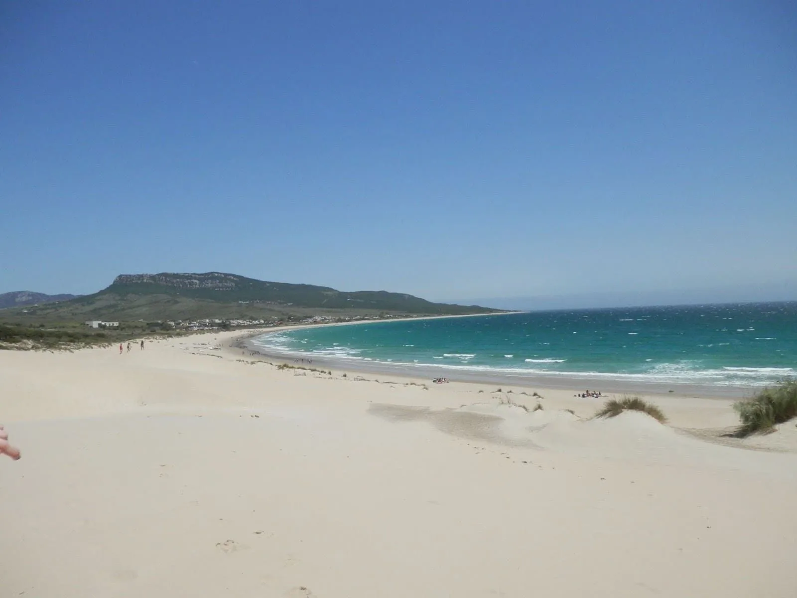 Figura 1. Paisaje de las dunas de Bolonia (Cádiz), Monumento Natural desde 2001 y considerado como paisaje cultural. Fuente: la autora.
