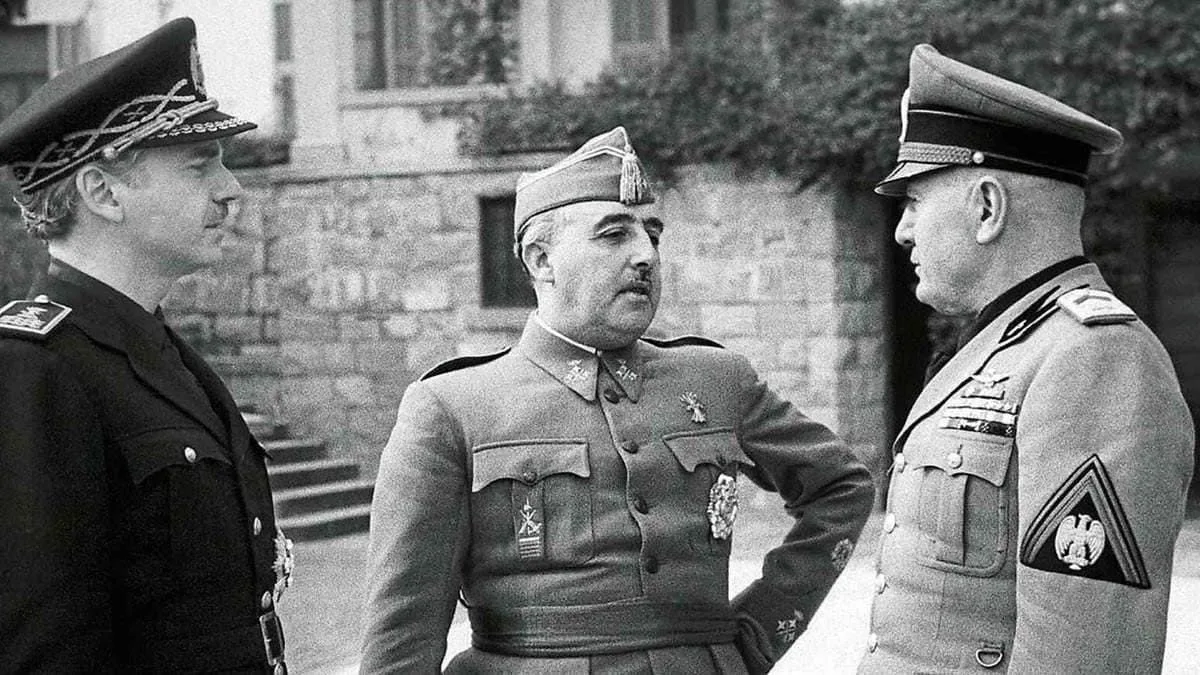 Figura 1. Serrano Súñer, Franco y Mussolini en Bordighera (Italia). Fuente.
