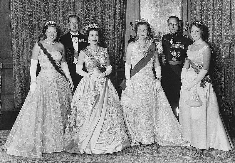 La sombra de la reina: reyes consortes en la Contemporaneidad